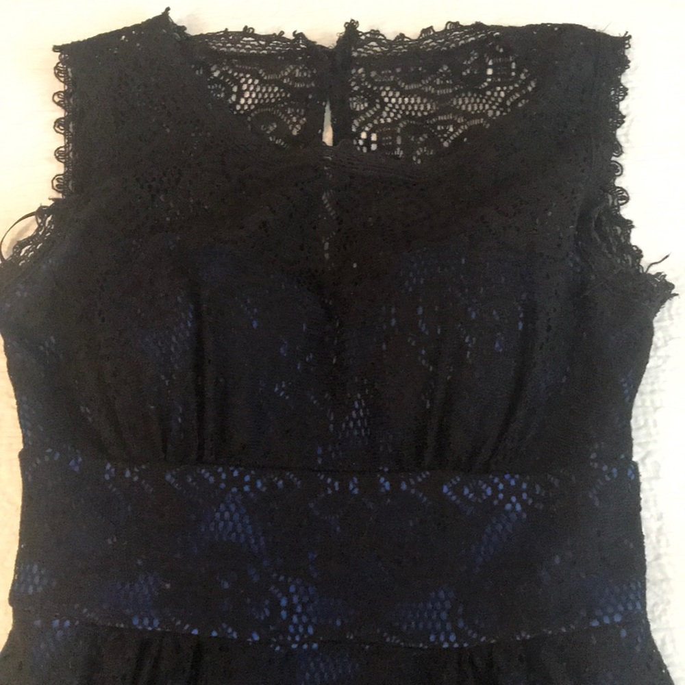 Dress - Picture 6 of 7